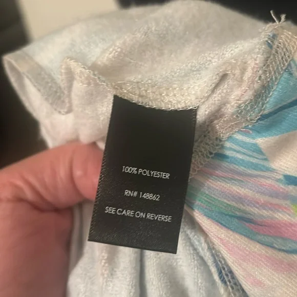 Torrid Pullover Soft Lined Feather Look Top size 2X - Picture 10 of 10